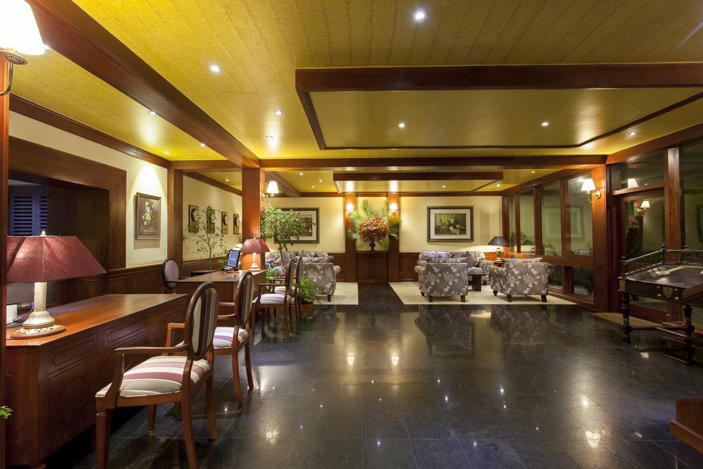 Resort Hunas Falls Kandy