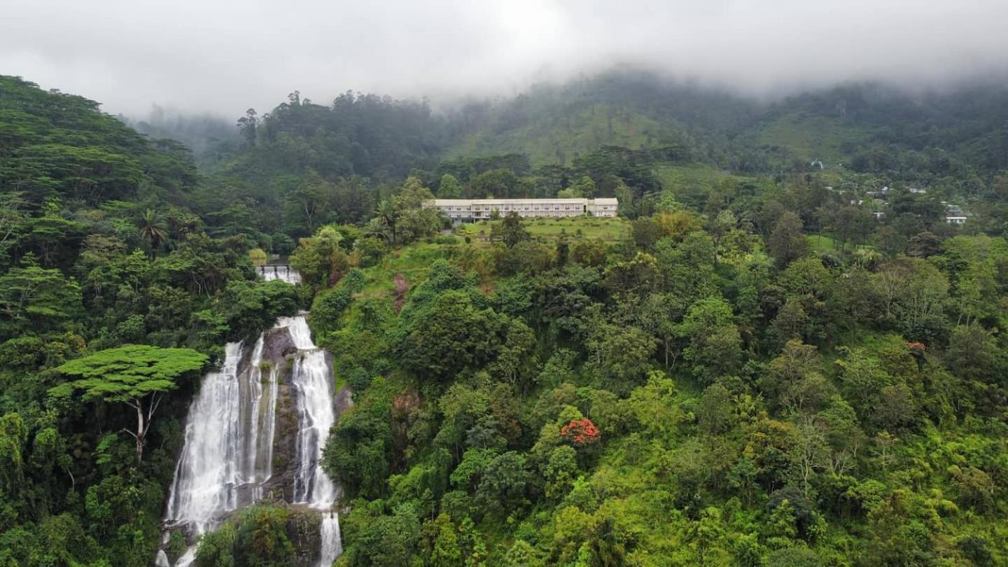 Hunas Falls Kandy